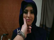 Stunning Arab kız In Beautiful Blue Veil